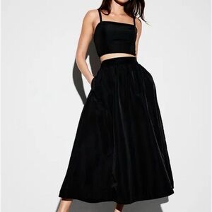 Old Navy The Occasion Satin Midi Skirt Black Women’s Medium NWT